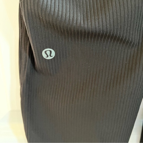 Lululemon Align High-Rise Ribbed Pant 25” - Picture 3 of 5